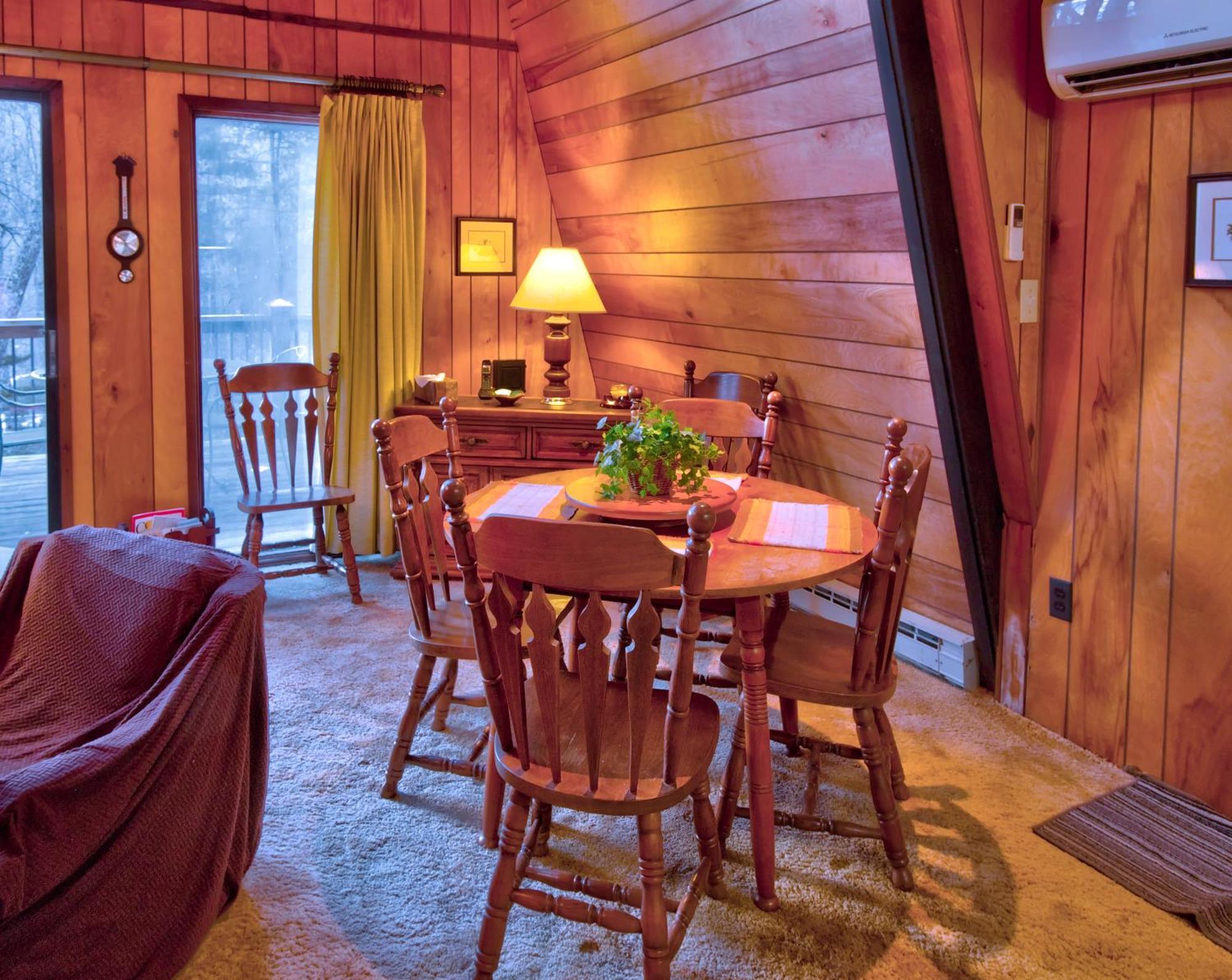 Mt Mitchell Cabin Rentals Burnsville Oda fotoğraf