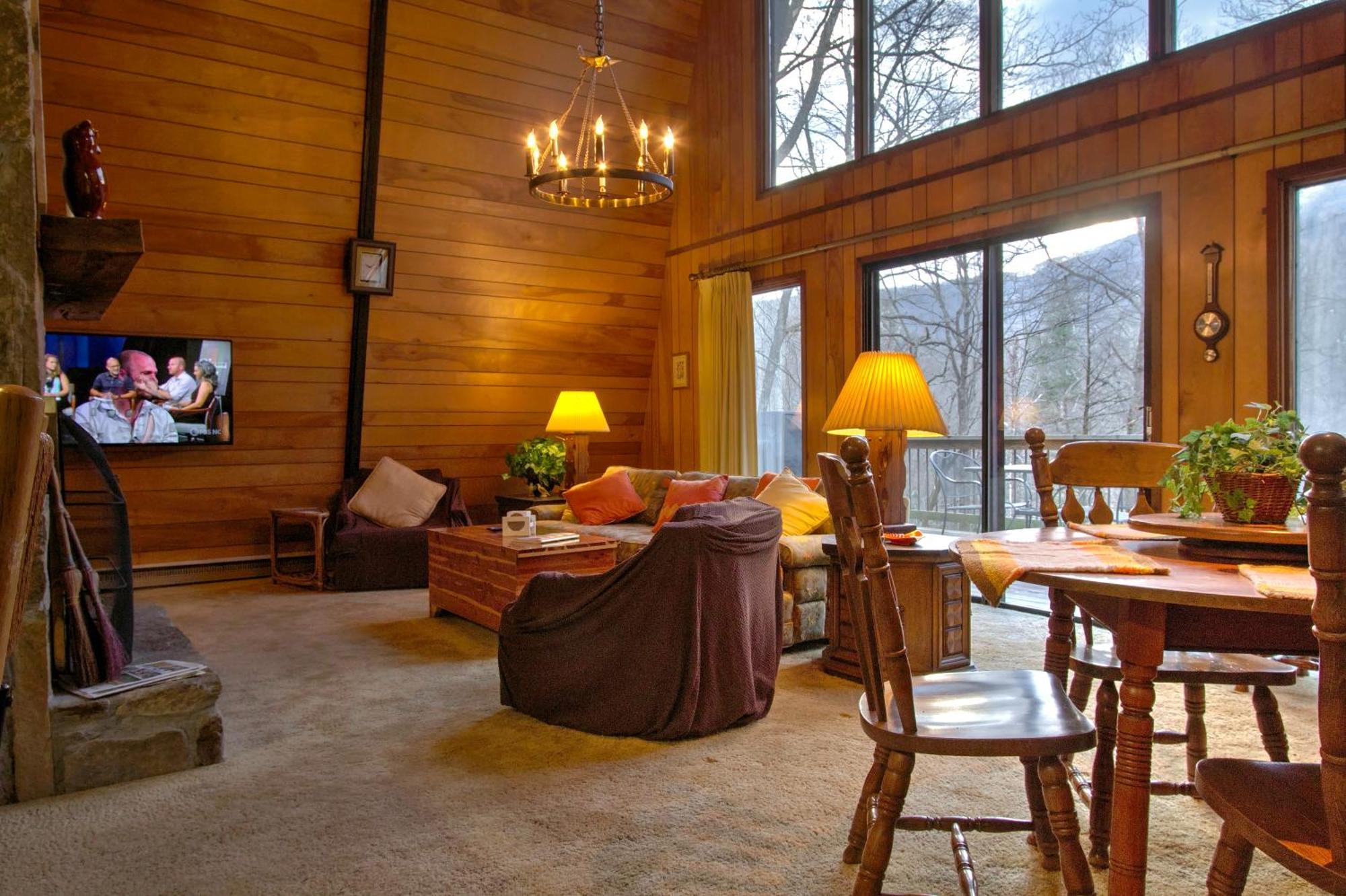 Mt Mitchell Cabin Rentals Burnsville Oda fotoğraf