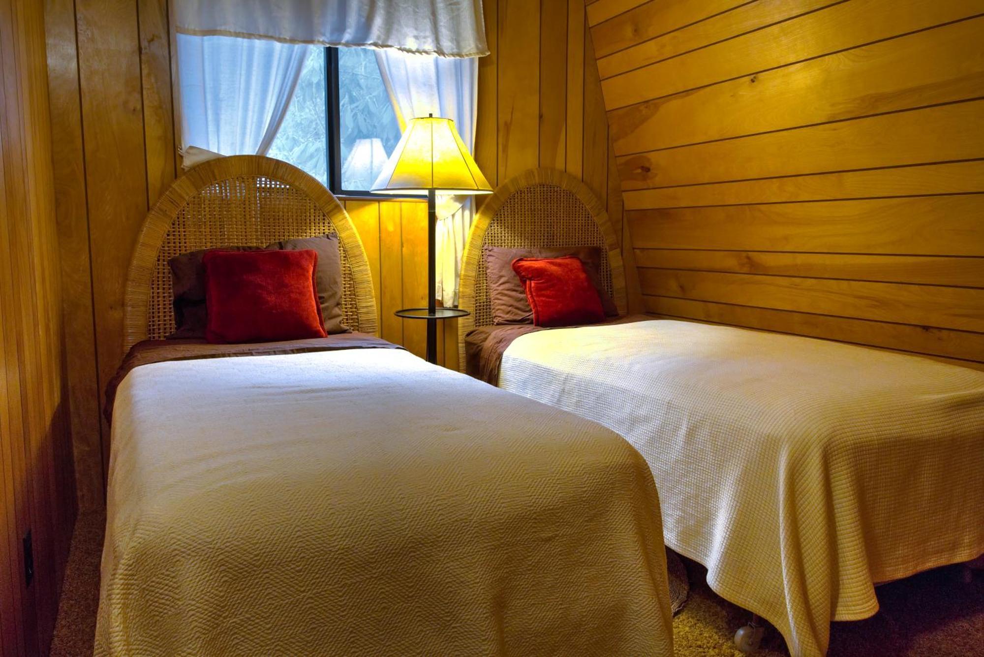 Mt Mitchell Cabin Rentals Burnsville Oda fotoğraf