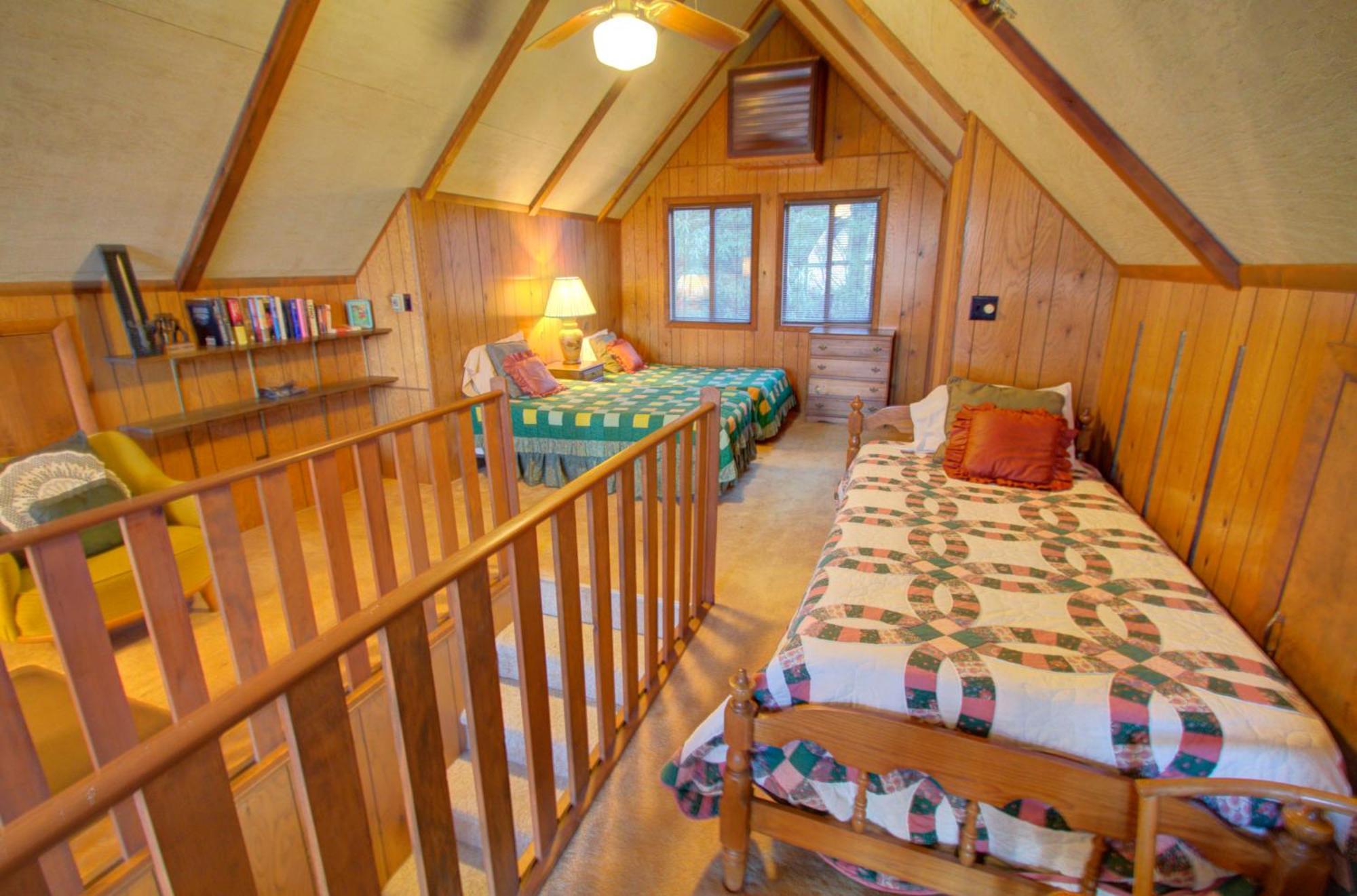 Mt Mitchell Cabin Rentals Burnsville Oda fotoğraf