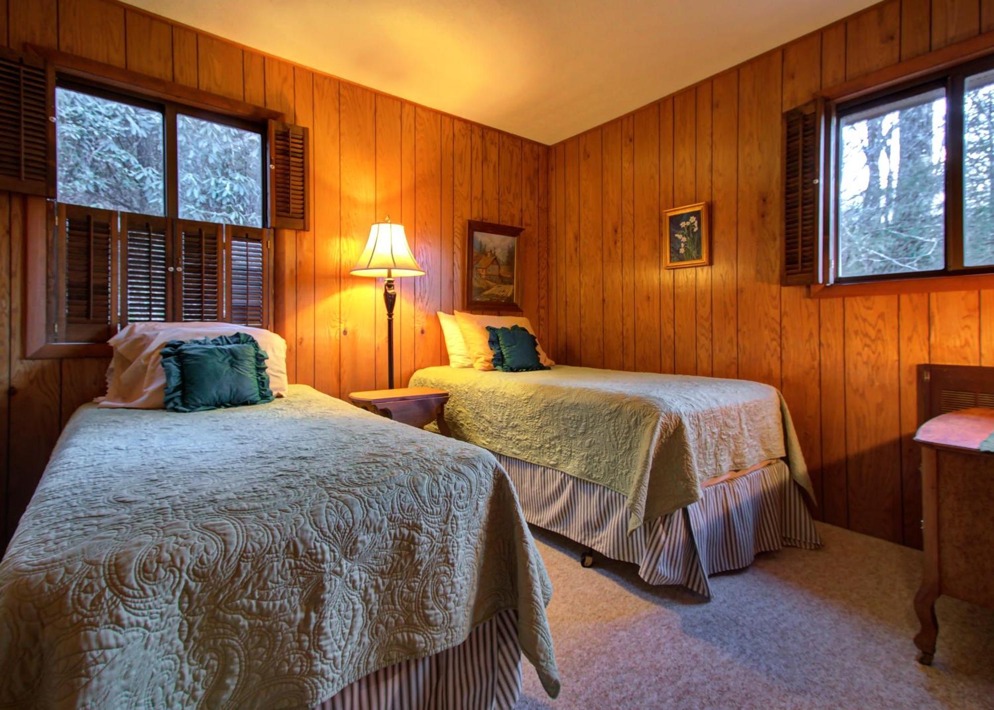 Mt Mitchell Cabin Rentals Burnsville Oda fotoğraf