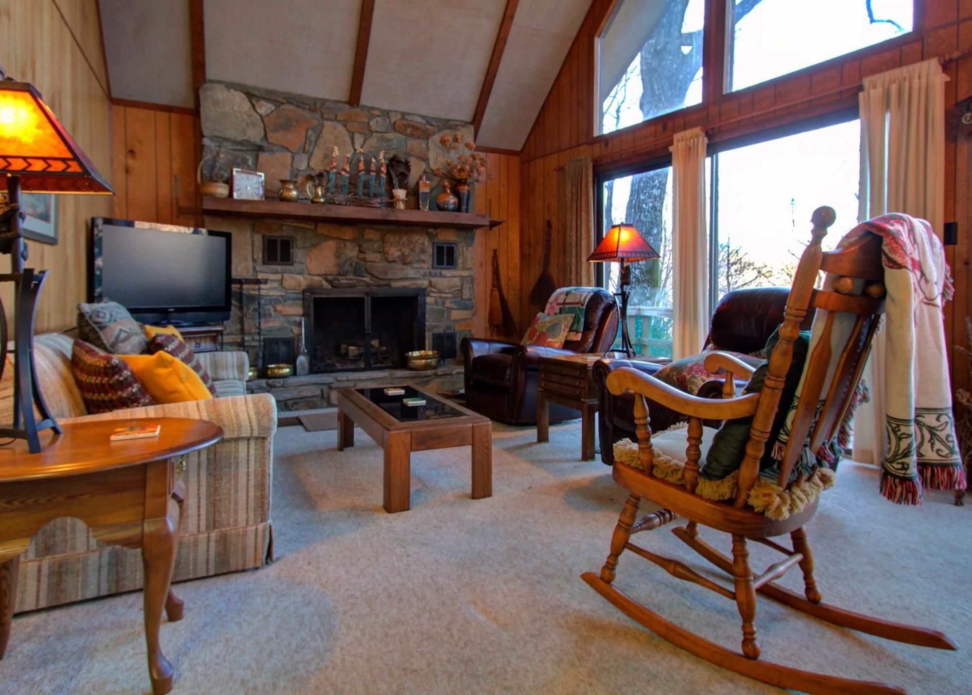 Mt Mitchell Cabin Rentals Burnsville Oda fotoğraf